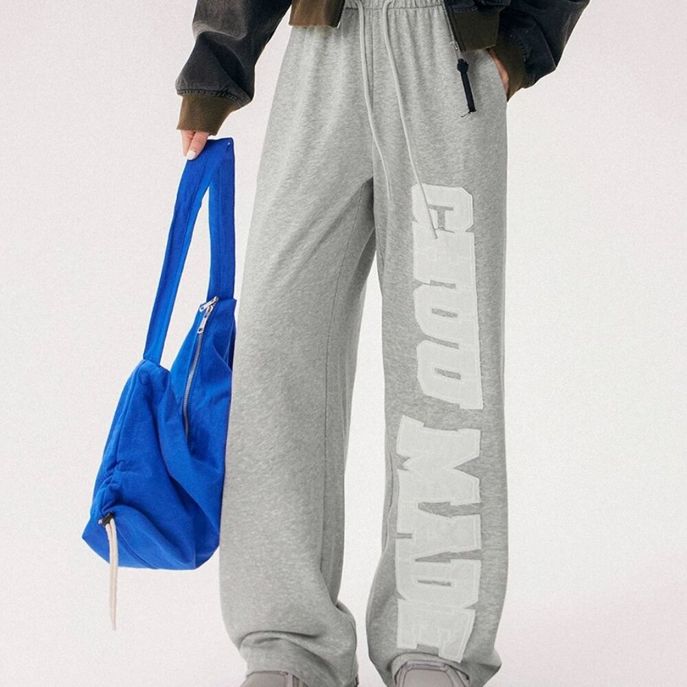 CHUU Summer New Collection – Women's Letter Patch Embroidered Casual Pants,